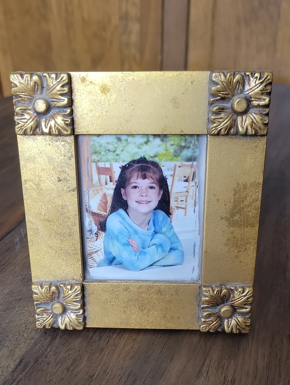 N/A gold leaf